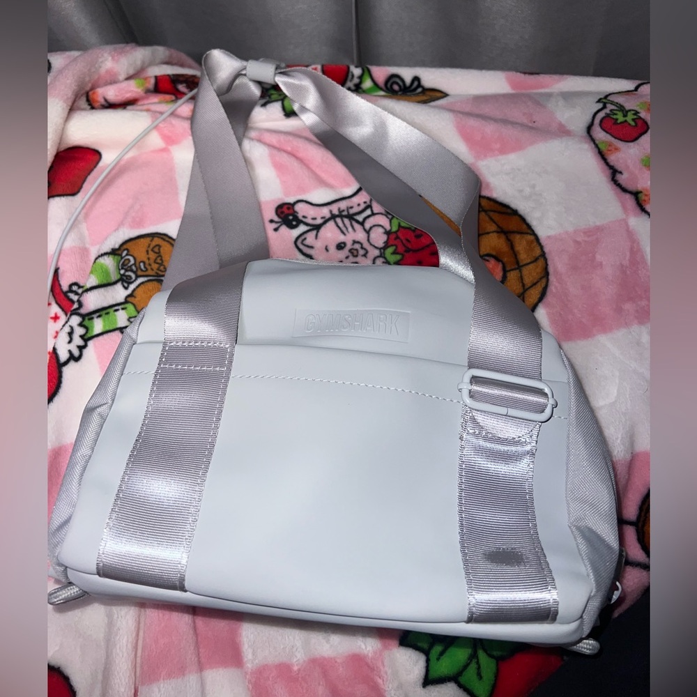 GYMSHARK mini gymbag white